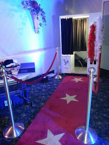 Photo Booth Rental(2 HOURS) Photo Booth Rental(2 HOURS)