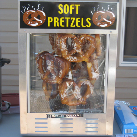 Pretzel Machine #CON10 Pretzel Machine #CON10