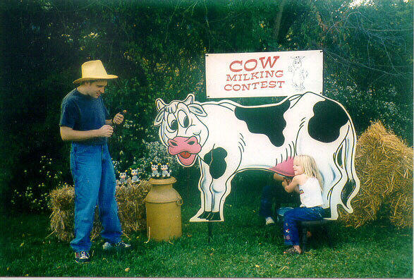 Cow Milking Challenge #G10(Carnival Games) Cow Milking Challenge #G10(Carnival Games)